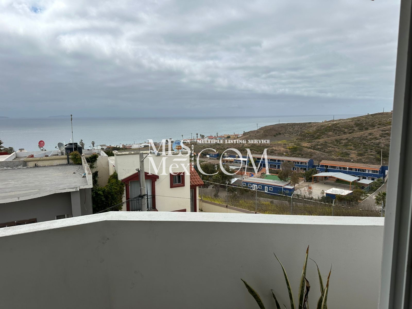 Charming 3-Bedroom Home in Hacienda del Mar, Rosarito – Pet-Friendly & Ocean Proximity