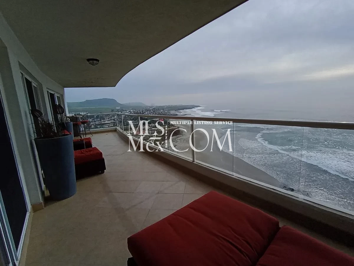 🌊 Oceanfront 2BR Condo in Las Palmas Popotla Rosarito | Pools, Gym & Beach Access | 30 Min to US Border ⸻