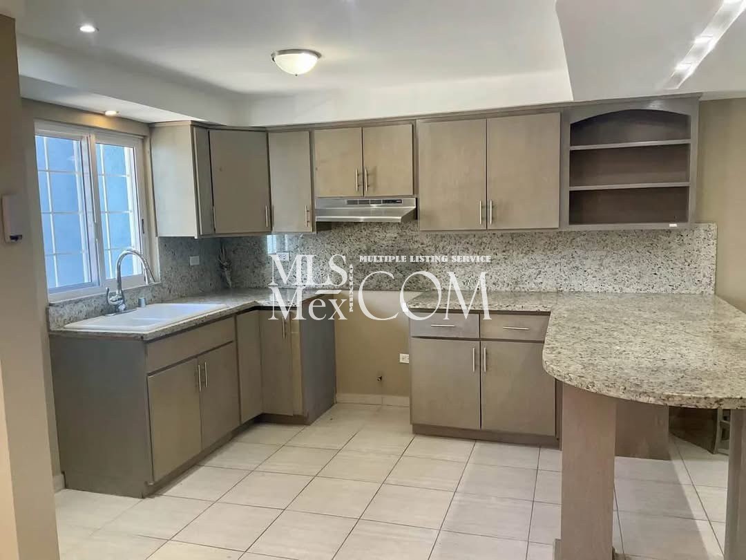 🏡 Remodeled 4BR Home for Rent in Rosarito Near Beach | Pet Friendly | Close to US Border ⸻