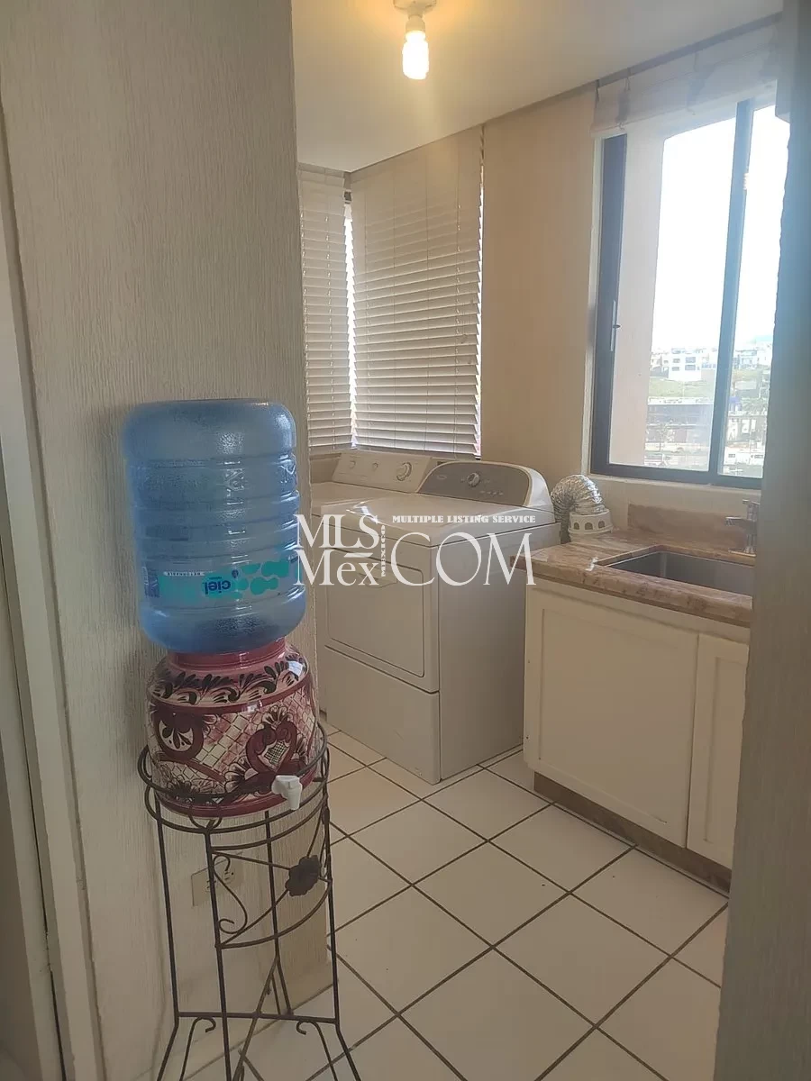 Oceanfront Furnished Condo for Rent in Rosarito, Baja California | 1 🛏️ | 2 🛁 | Private Beach | Near San Diego Border