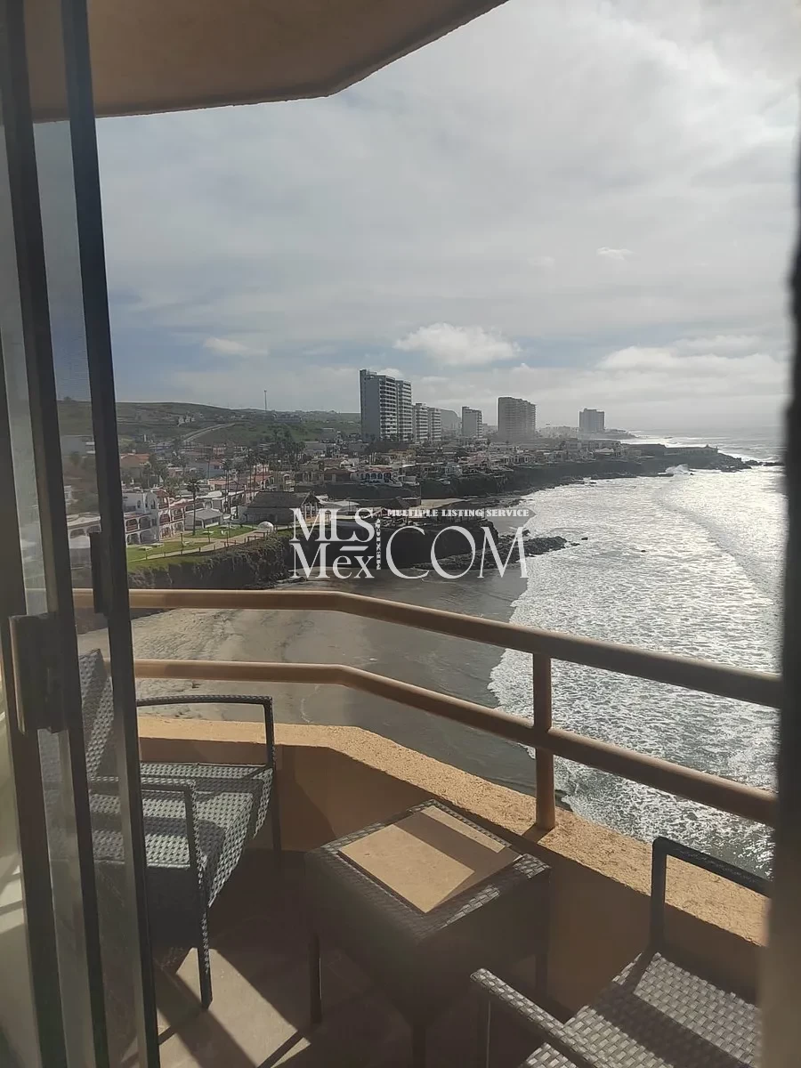 Oceanfront Furnished Condo for Rent in Rosarito, Baja California | 1 🛏️ | 2 🛁 | Private Beach | Near San Diego Border