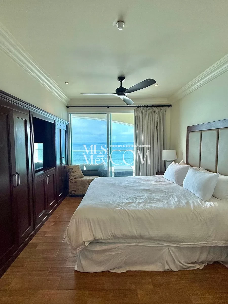 Oceanfront Condo for Rent in Rosarito, Baja California | 3 🛏️ | Resort Amenities | Pet Friendly | Near San Diego Border