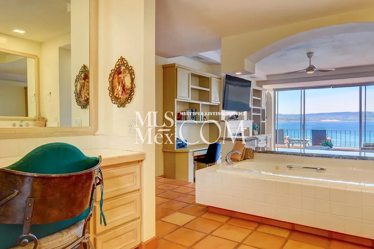 Luxury Oceanfront Condo for Rent in Club Marena, Rosarito | 2 🛏️ | Beachfront | Resort Amenities | Near San Diego