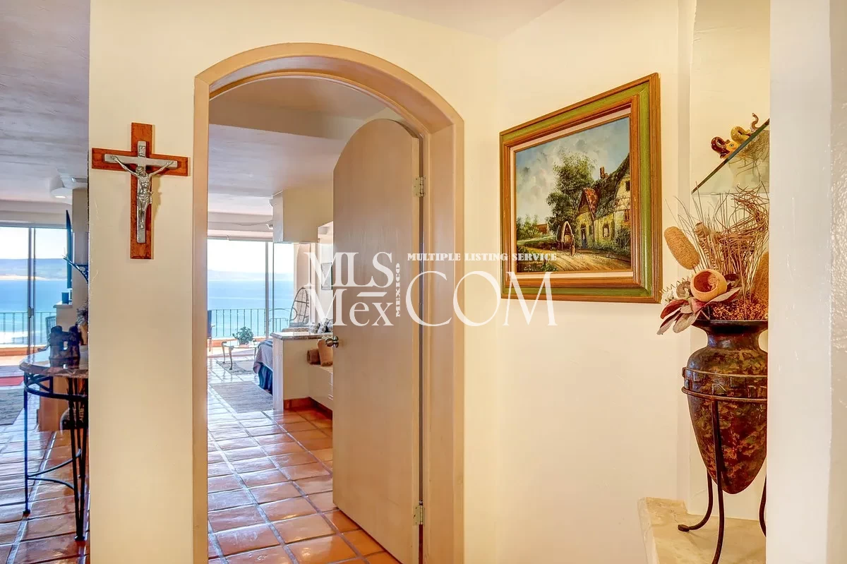 Luxury Oceanfront Condo for Rent in Club Marena, Rosarito | 2 🛏️ | Beachfront | Resort Amenities | Near San Diego