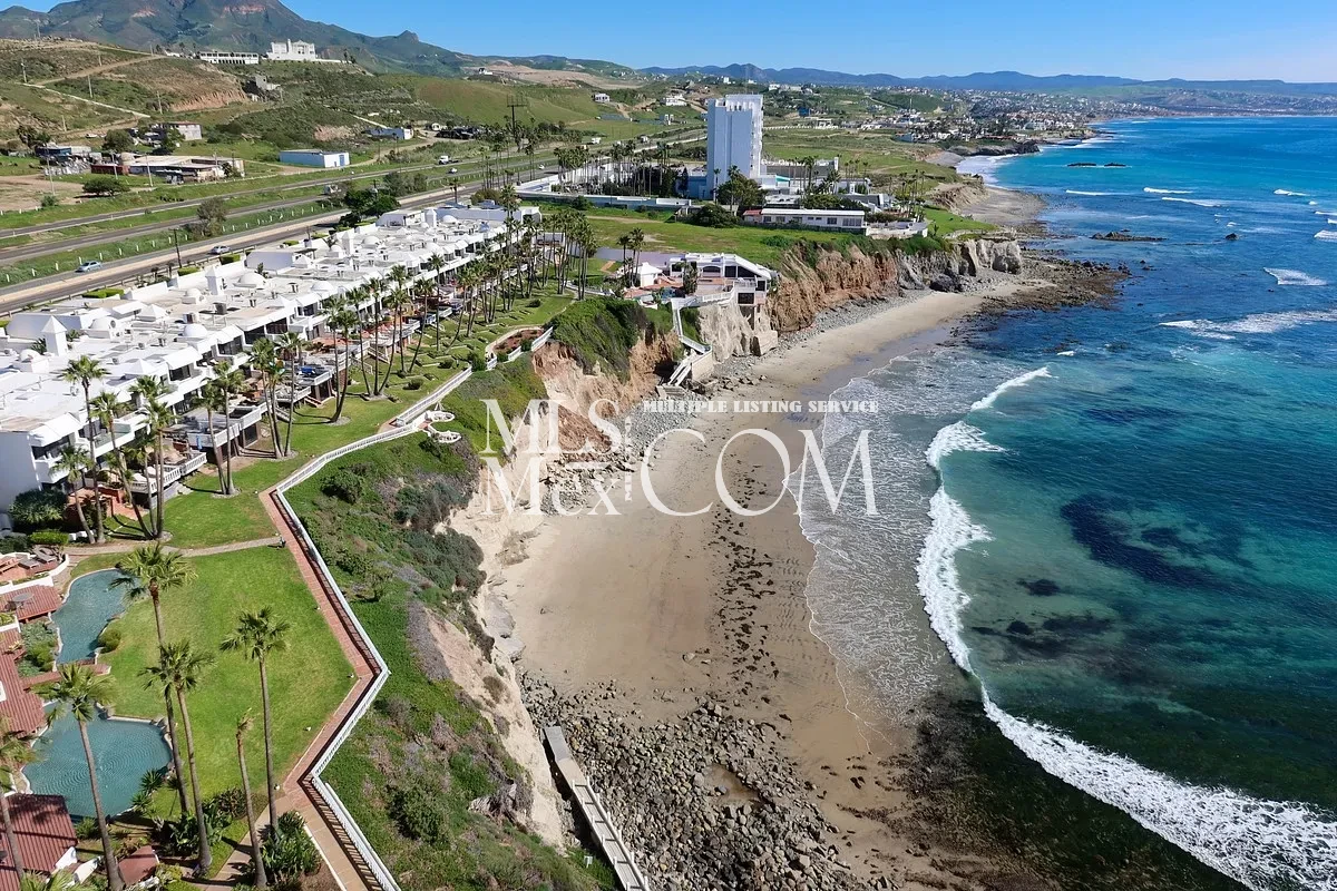 Luxury Oceanfront Condo for Rent in Club Marena, Rosarito | 2 🛏️ | Beachfront | Resort Amenities | Near San Diego