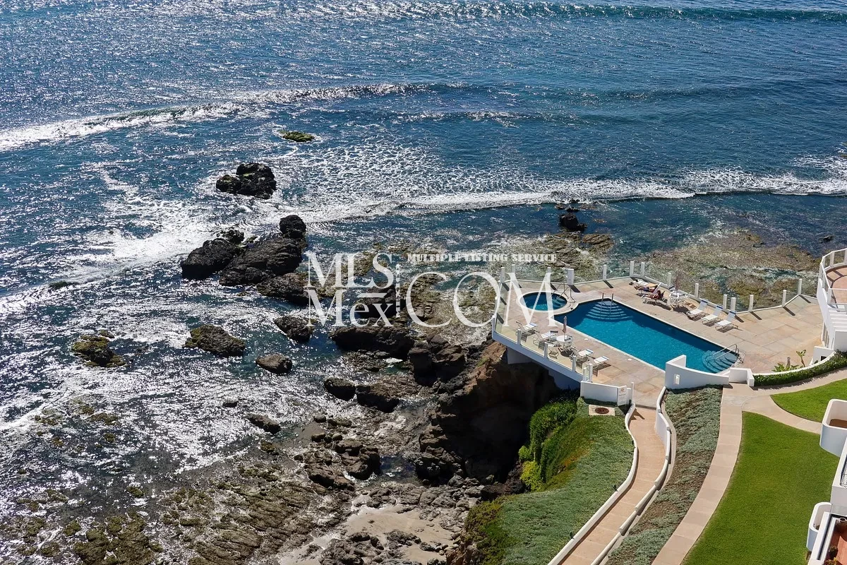 Luxury Oceanfront Condo for Rent in Club Marena, Rosarito | 2 🛏️ | Beachfront | Resort Amenities | Near San Diego