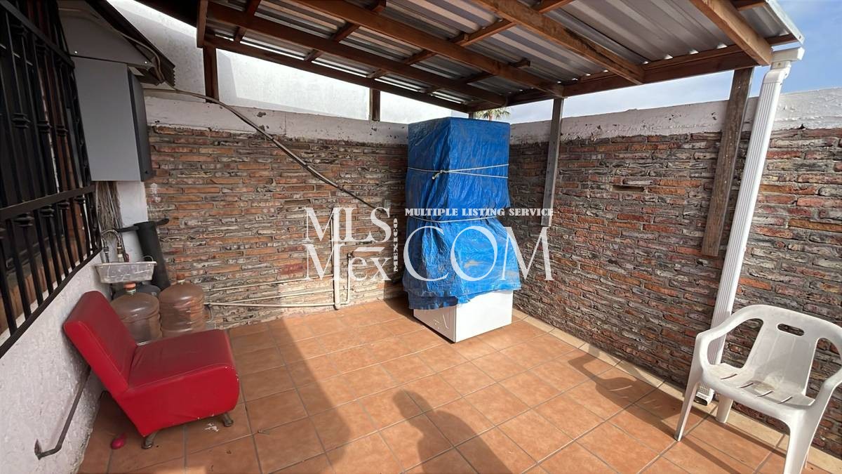 🏡 Modern 2BR Apartment with Home Office for Rent in Rosarito – Fiber optic ready