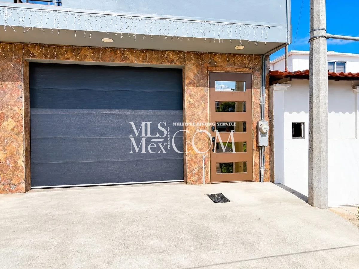 Remodeled 2 Bedroom House for Rent in Reforma, Rosarito | Utilities Included | Pet Friendly | Near Rosarito Pavilion | $