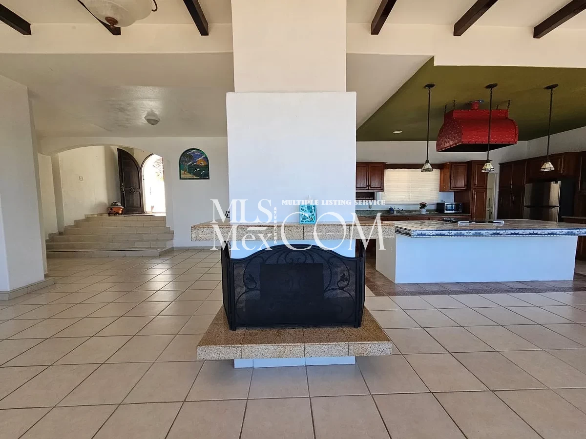 Ocean View 2 Bedroom House for Rent in Terrazas del Pacífico, Rosarito | 4-Car Parking | $1,300 USD