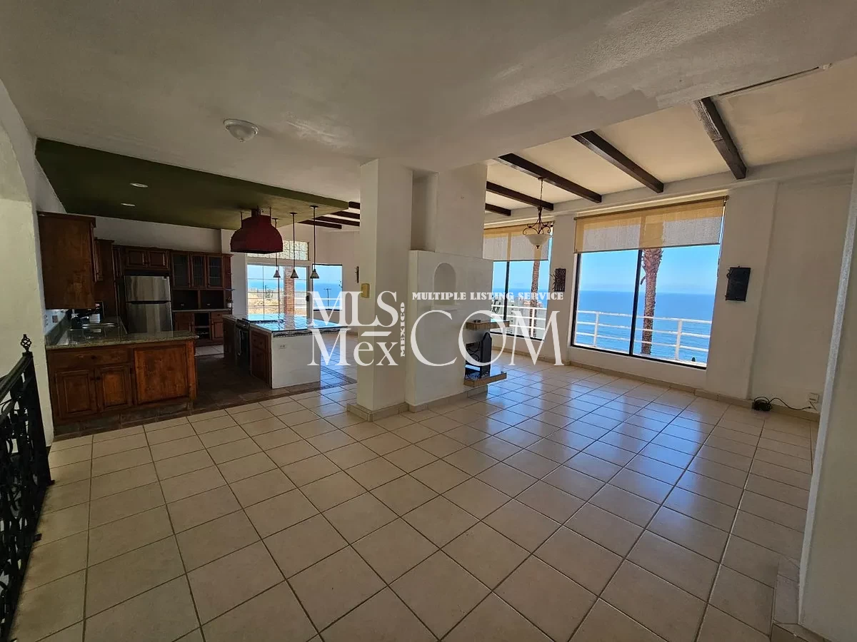 Ocean View 2 Bedroom House for Rent in Terrazas del Pacífico, Rosarito | 4-Car Parking | $1,300 USD