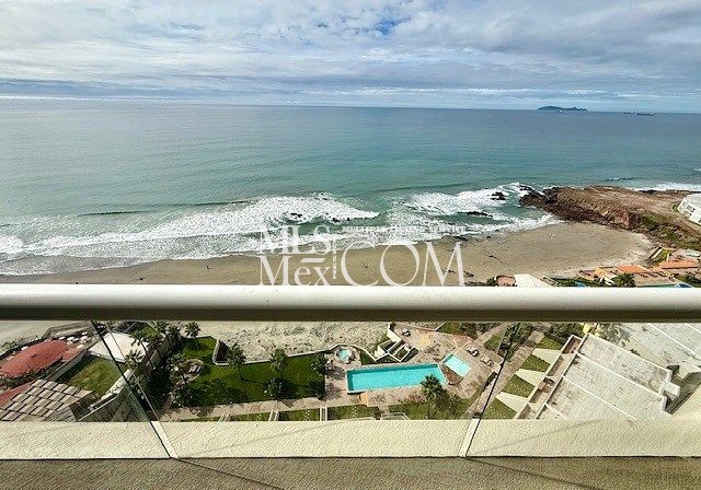 Luxury Oceanfront Condo for Rent in Rosarito | 3 Bed • 3 Bath | La Jolla del Mar | Near San Diego Border