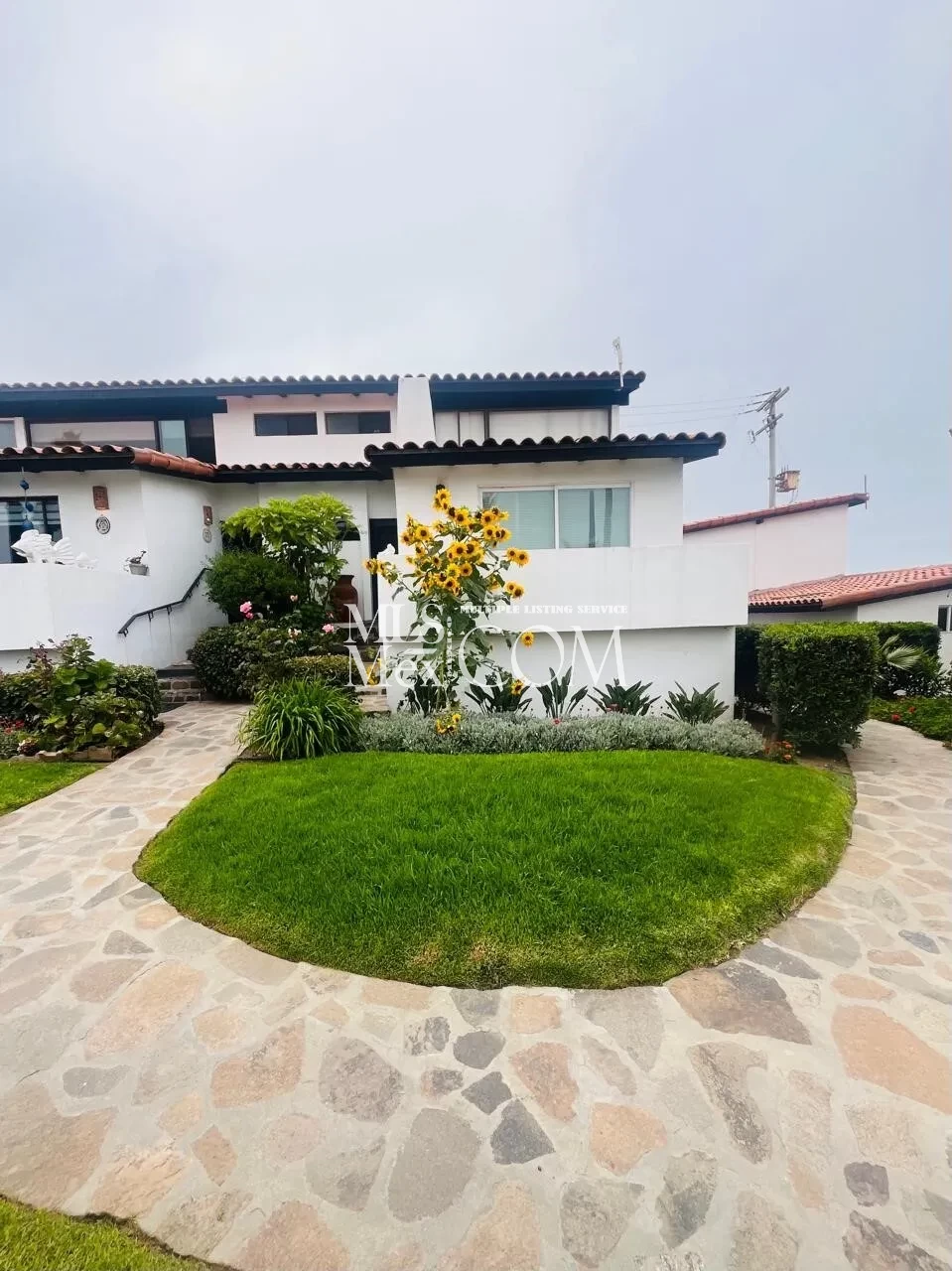 Luxury Ocean View Home for Rent in La Paloma, Rosarito | Beach Access | Resort-Style Amenities | $2,200 USD