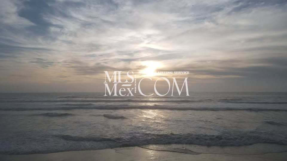 🌅 Oceanfront 2BR Condo in the Heart of Rosarito Beach – $1,450/month