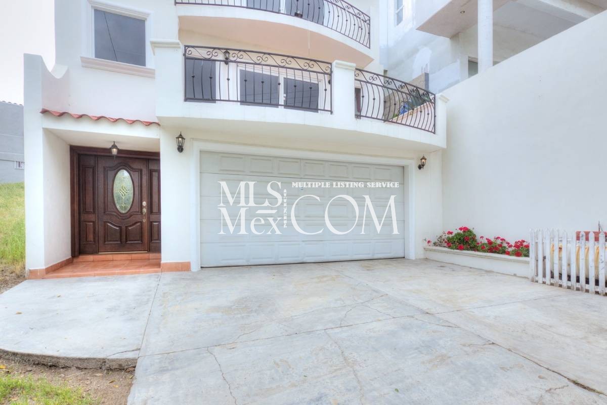 Charming 2-Bedroom Ocean View Home for Rent in Villas de San Pedro, Rosarito