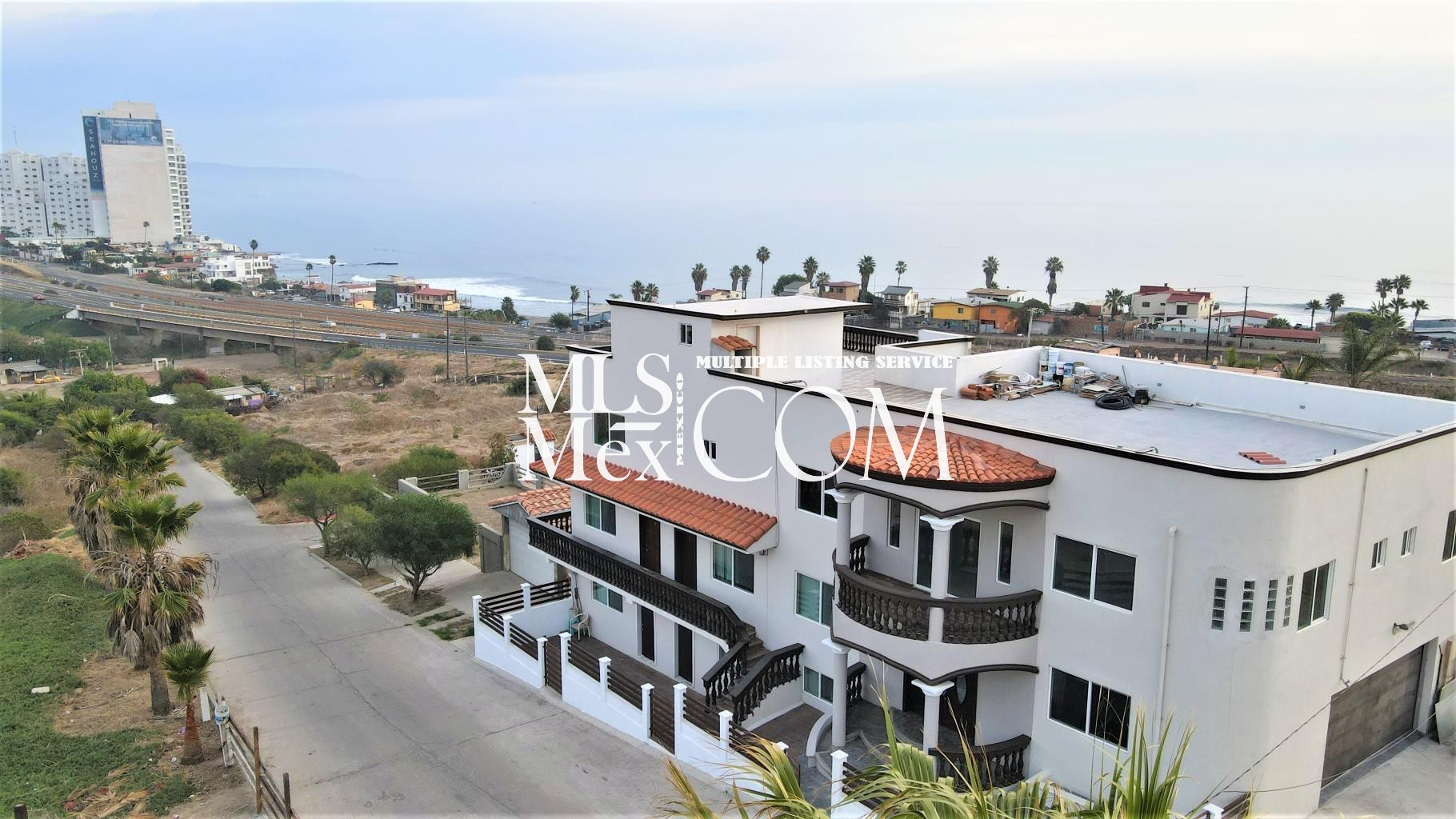 Paseo El Morro #1 – Your Ground-Floor Beach Escape– $900/Month (Utilities Included)