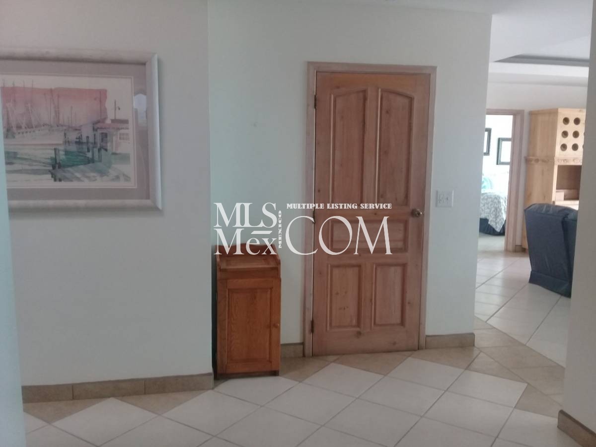 Oceanfront Community Apartment for Rent in Ricamar, Rosarito – Fully Furnished, Pet Friendly – $1,250 USD/Month