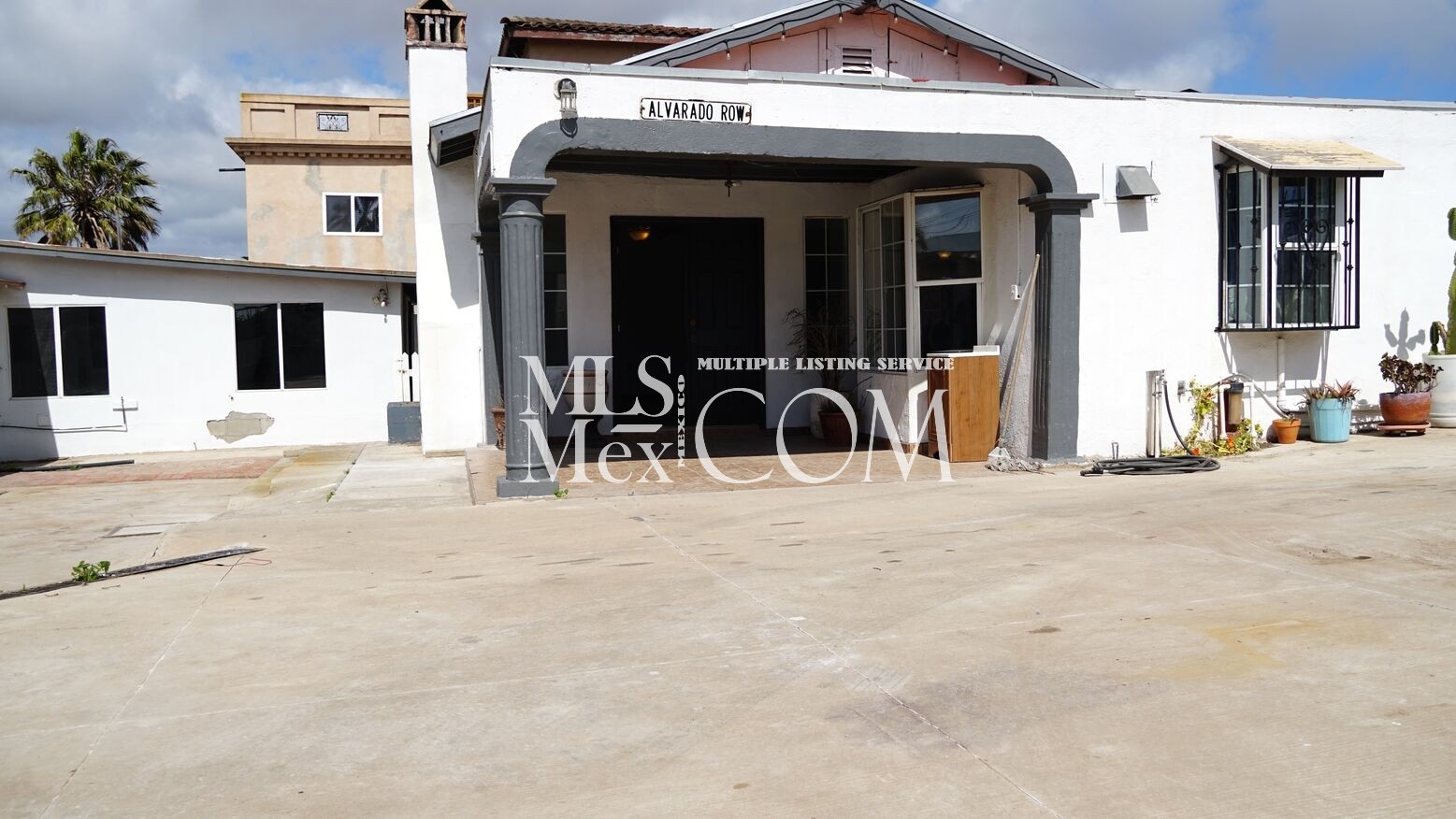 Multi-Unit Property for Rent in Terrazas del Pacífico – Ideal Investment or Multi-Family Living